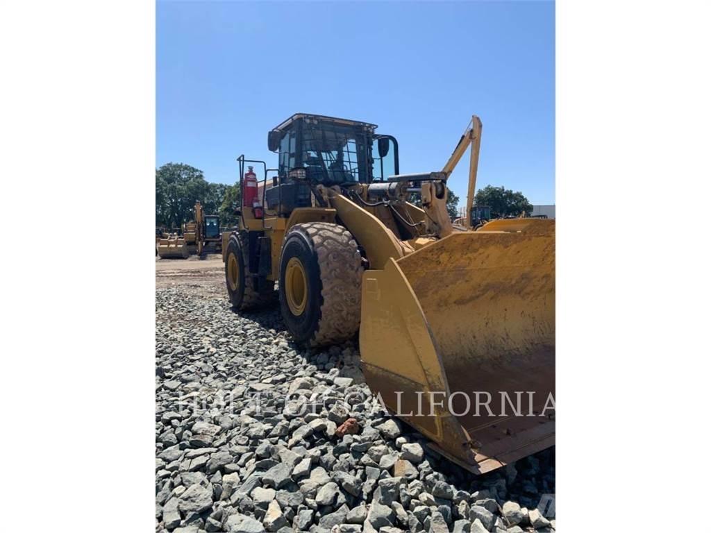 CAT 966M HL Incarcator pe pneuri