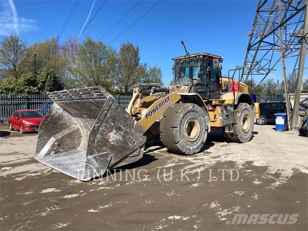 CAT 966M HL Incarcator pe pneuri