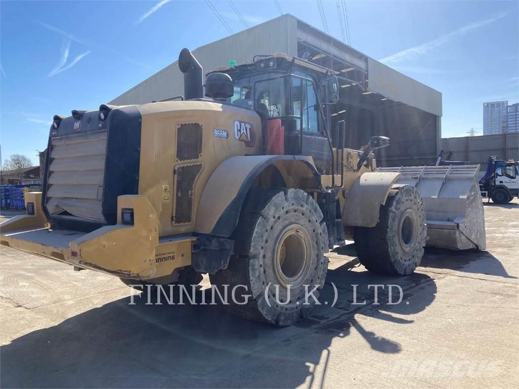 CAT 966M HL Incarcator pe pneuri