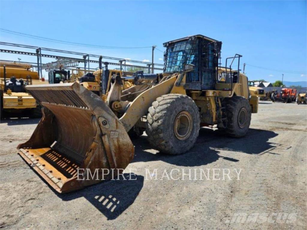 CAT 966M WH Incarcator pe pneuri