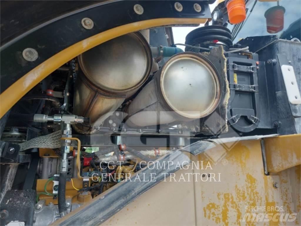 CAT 966M XE Incarcator pe pneuri