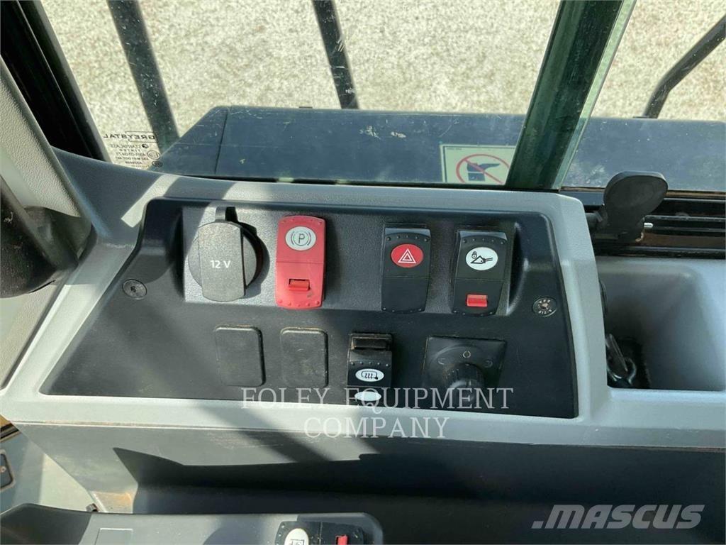 CAT 966MAG Incarcator pe pneuri
