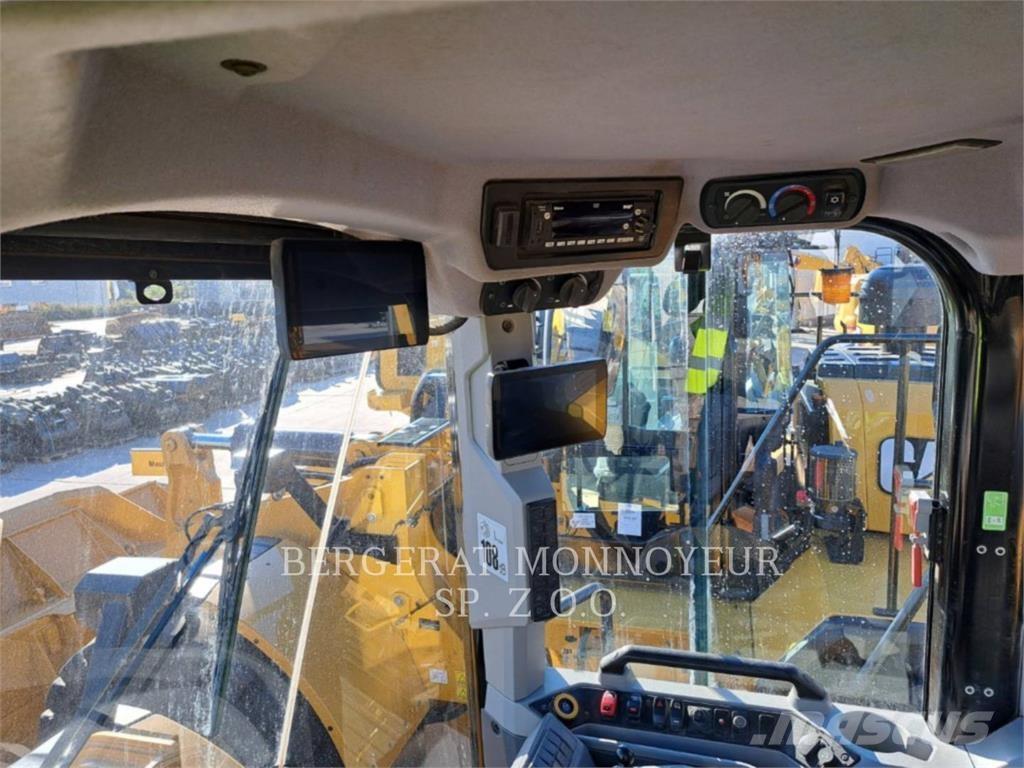 CAT 972 Incarcator pe pneuri