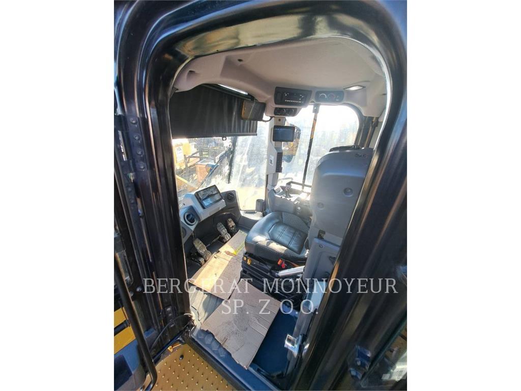 CAT 972 Incarcator pe pneuri