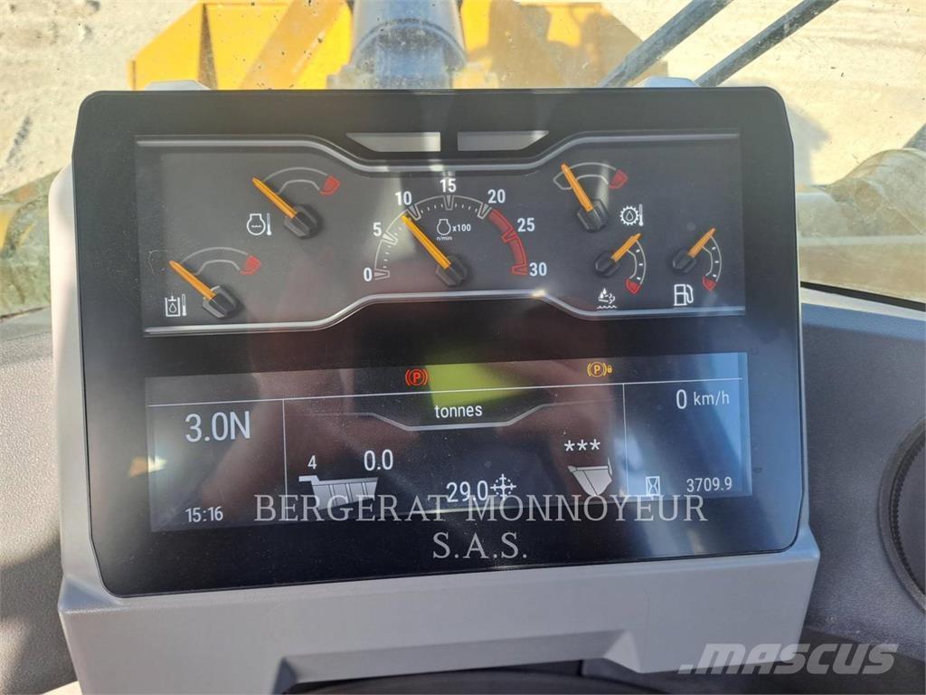 CAT 972 XE Incarcator pe pneuri