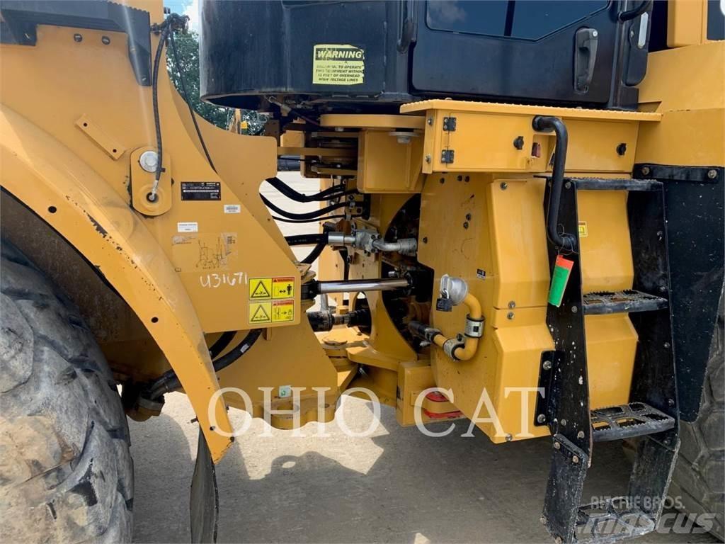 CAT 972M Incarcator pe pneuri