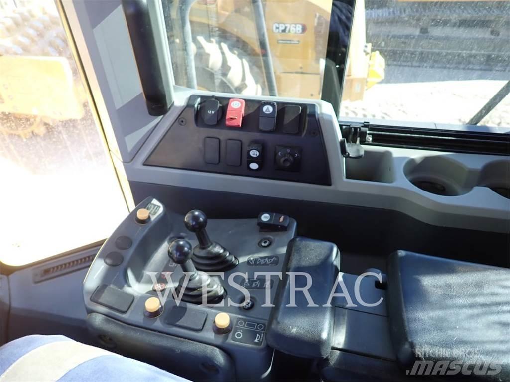 CAT 972M Incarcator pe pneuri