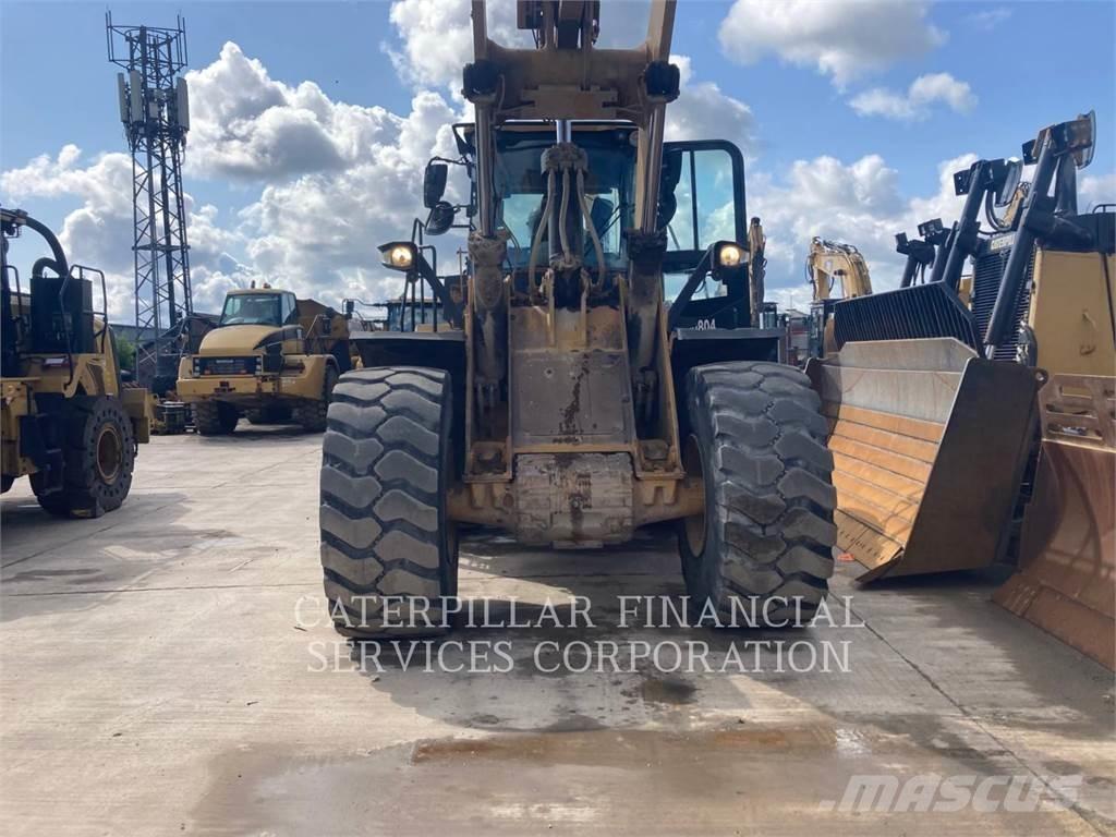 CAT 972M Incarcator pe pneuri