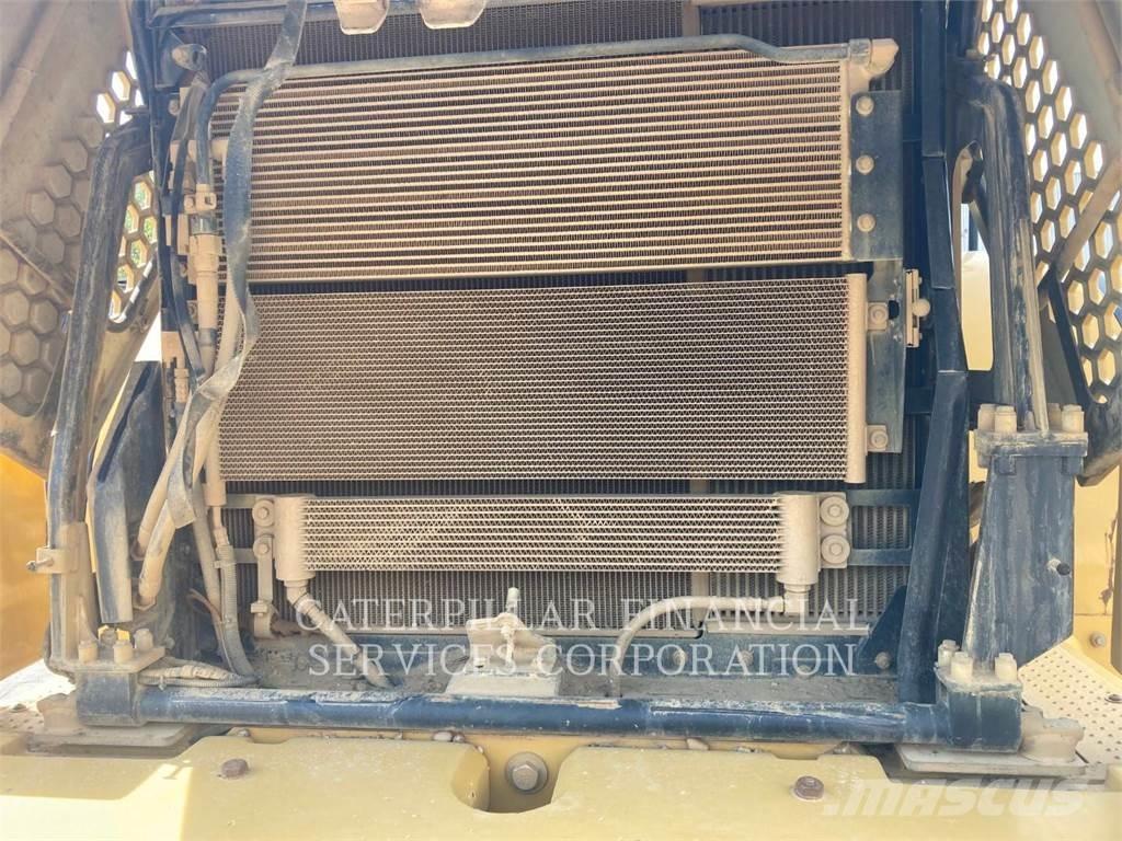 CAT 972M Incarcator pe pneuri