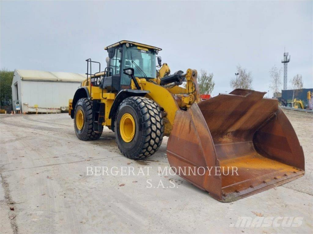 CAT 972M XE Incarcator pe pneuri