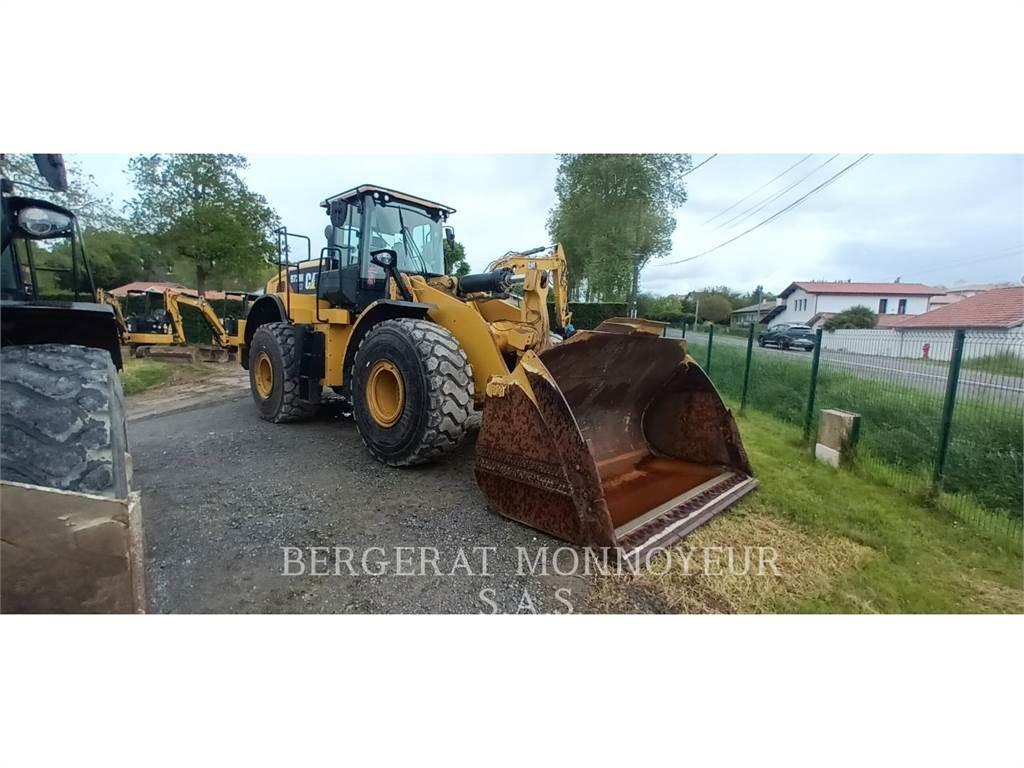 CAT 972M XE Incarcator pe pneuri
