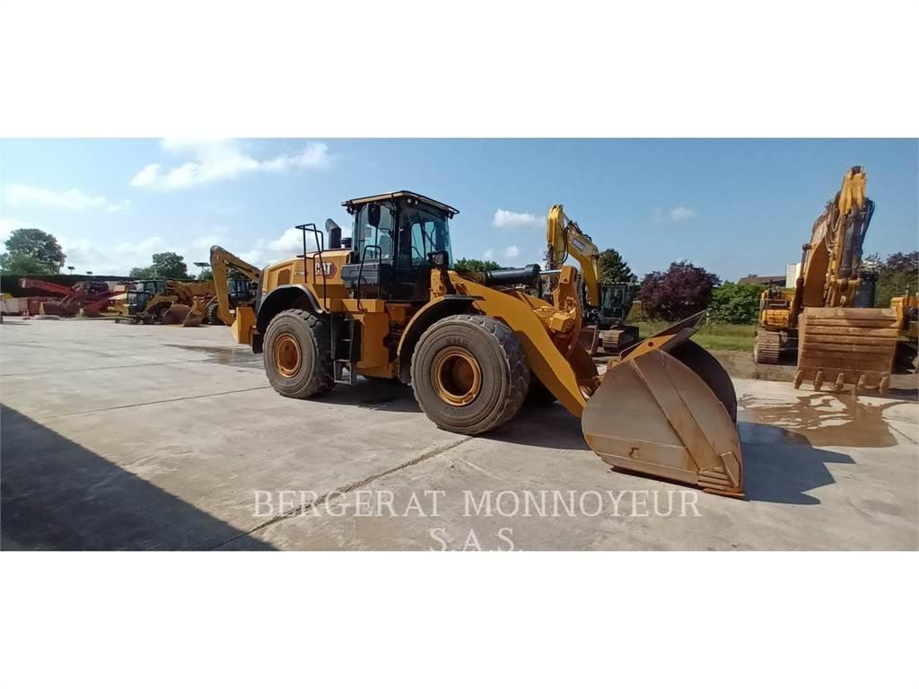 CAT 972M XE Incarcator pe pneuri
