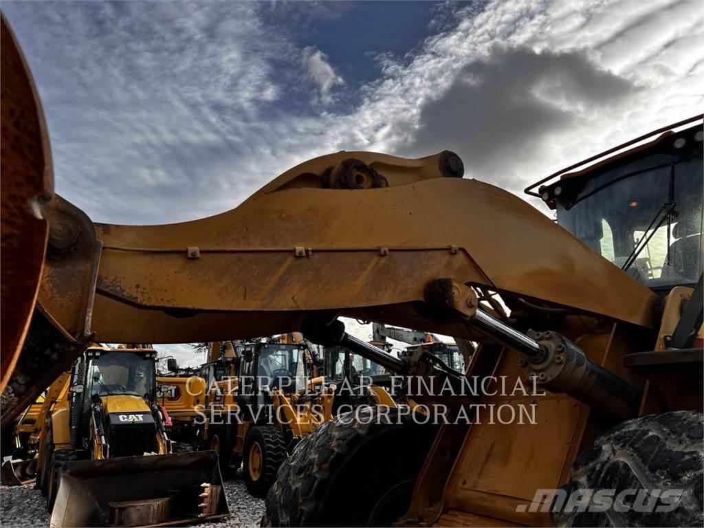 CAT 972MXE Incarcator pe pneuri