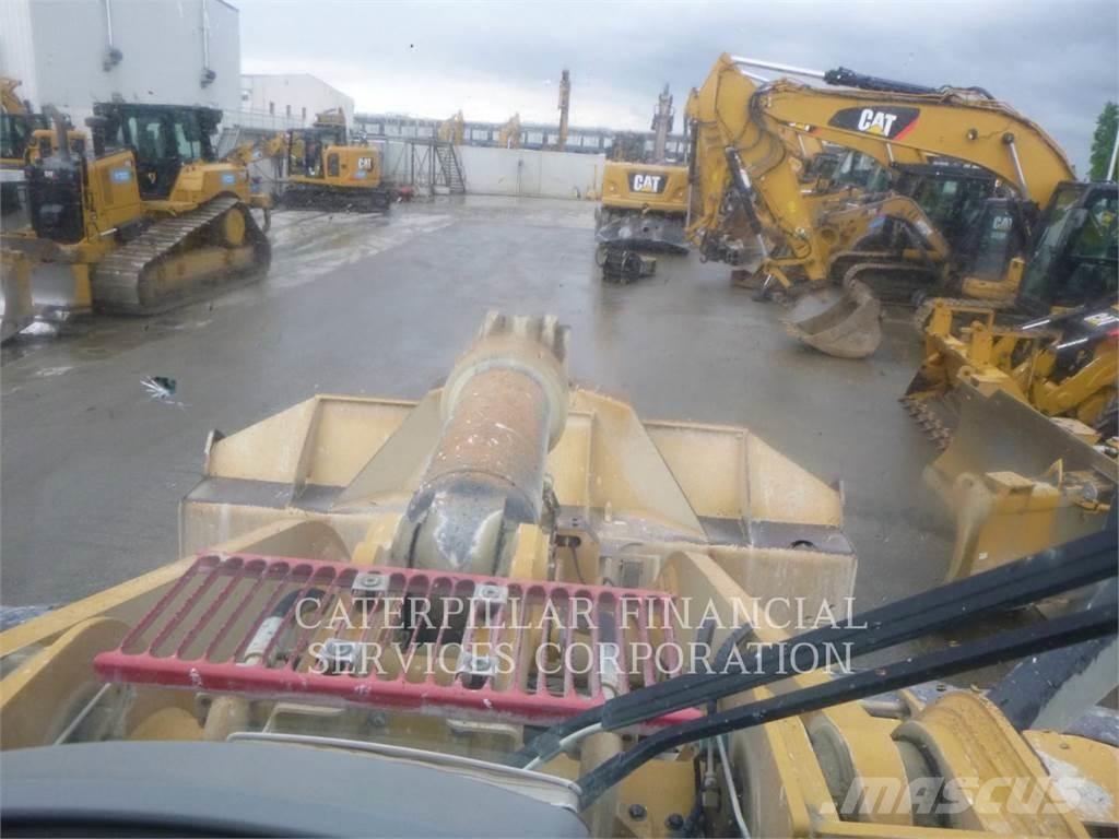 CAT 972MXE Incarcator pe pneuri