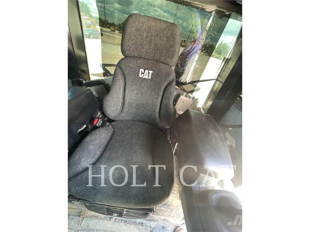 CAT 973K Încarcatoare cu excavator