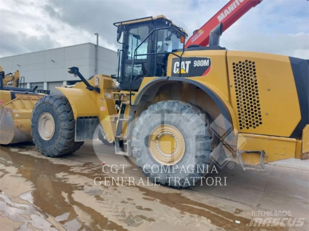 CAT 980M Incarcator pe pneuri