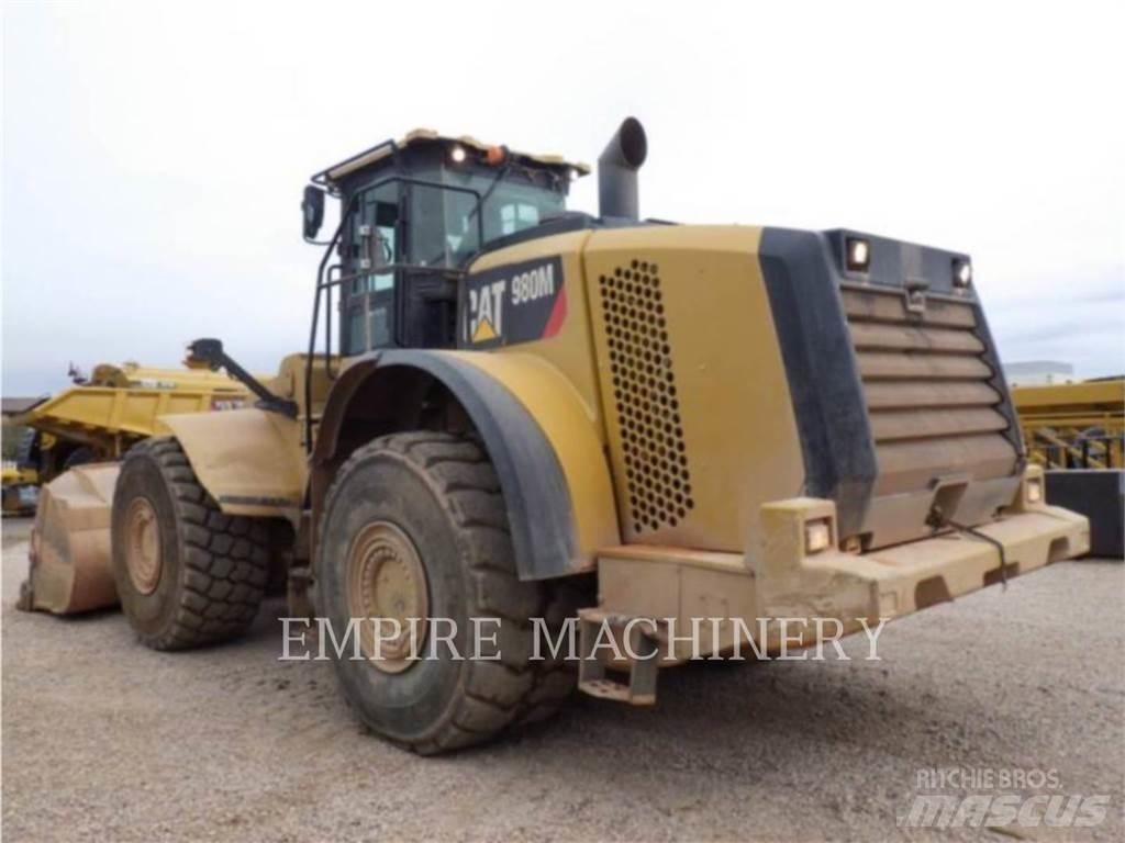 CAT 980M Incarcator pe pneuri