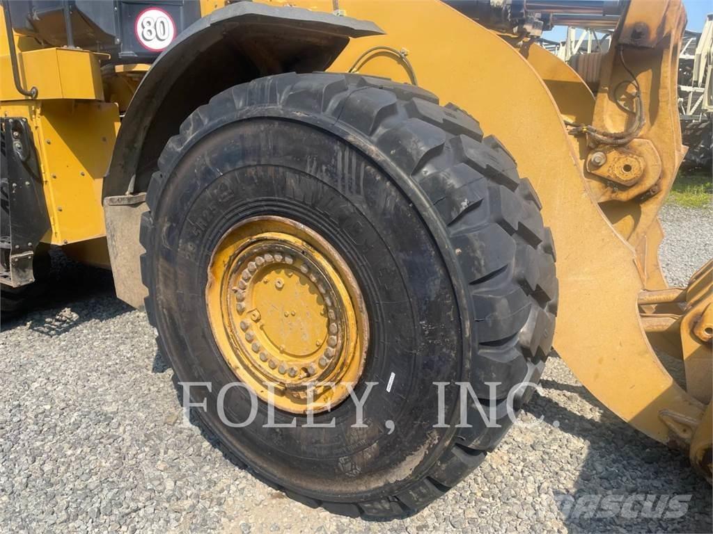 CAT 980M Incarcator pe pneuri