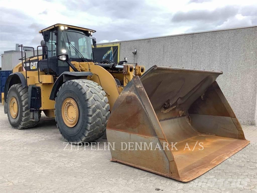 CAT 980M Incarcator pe pneuri