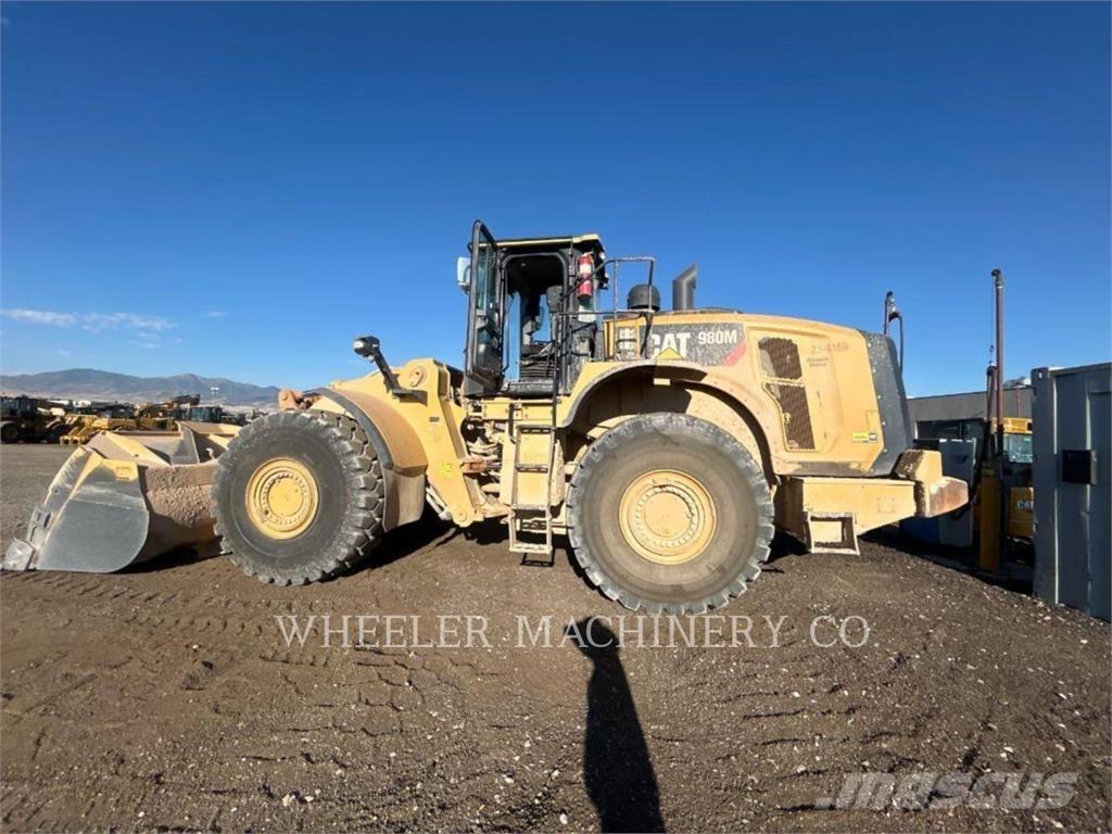 CAT 980M Incarcator pe pneuri