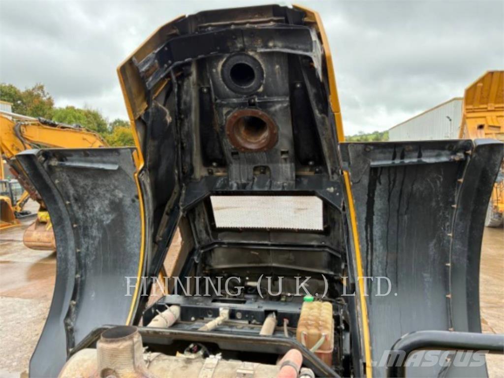 CAT 980M Incarcator pe pneuri