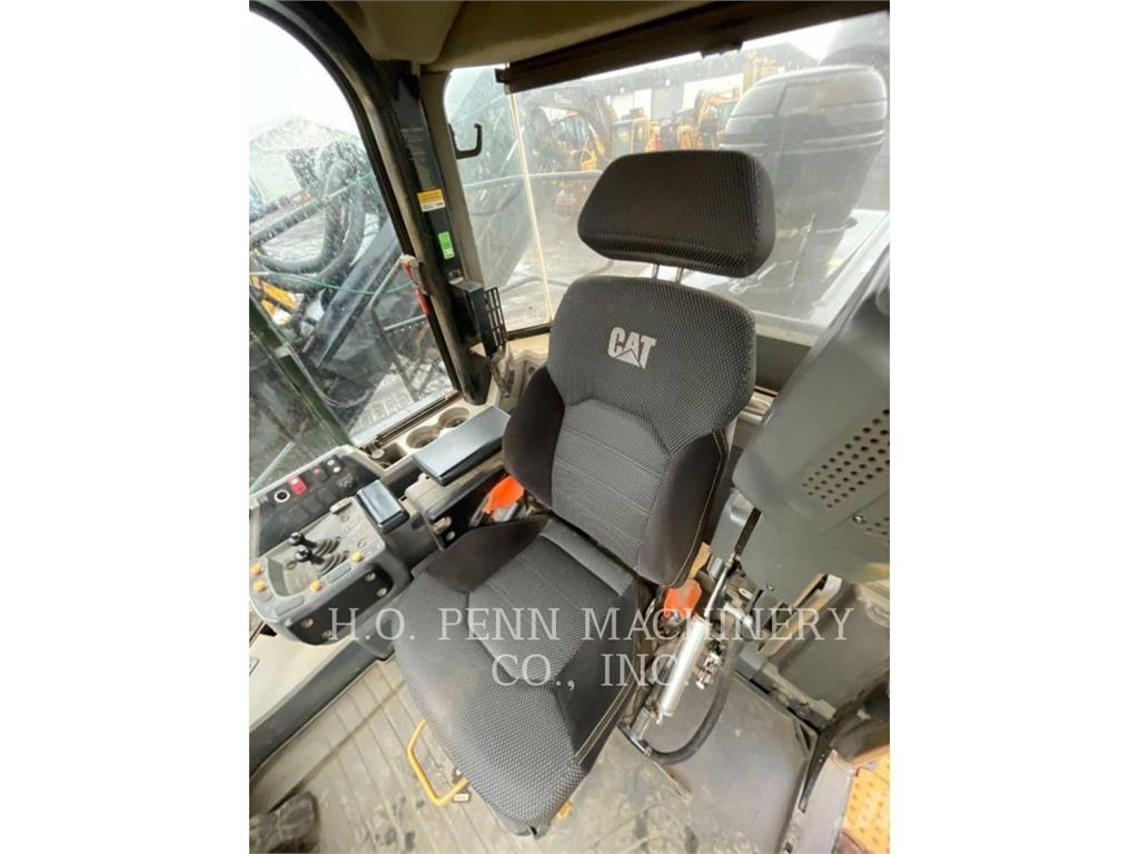 CAT 980M Incarcator pe pneuri