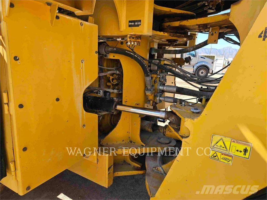 CAT 980M AG Incarcator pe pneuri