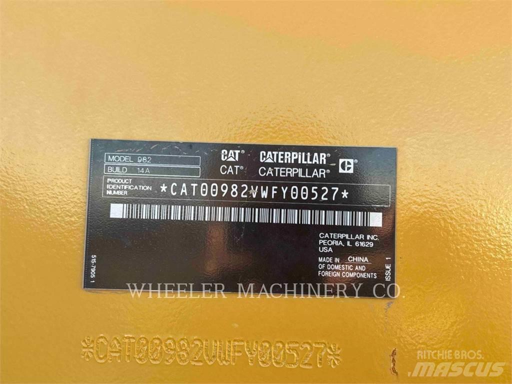 CAT 982 Incarcator pe pneuri