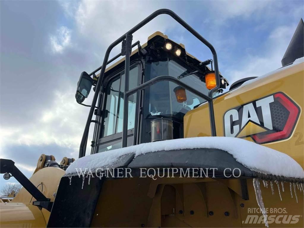 CAT 982 Incarcator pe pneuri