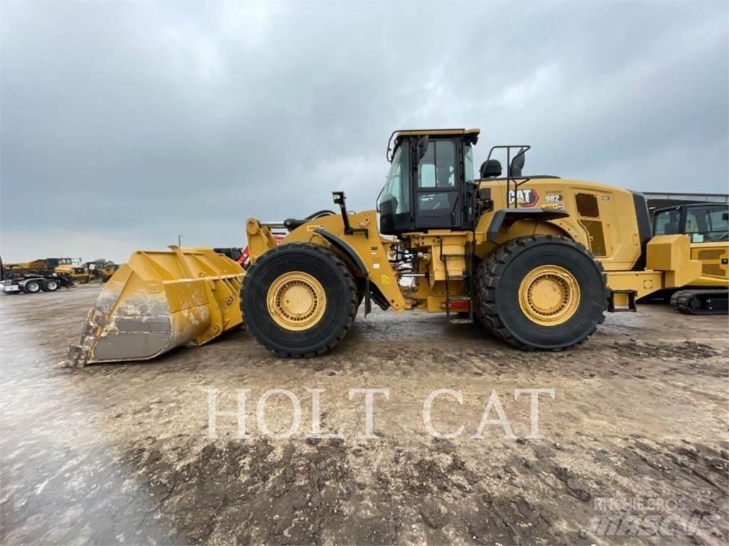 CAT 982 Incarcator pe pneuri