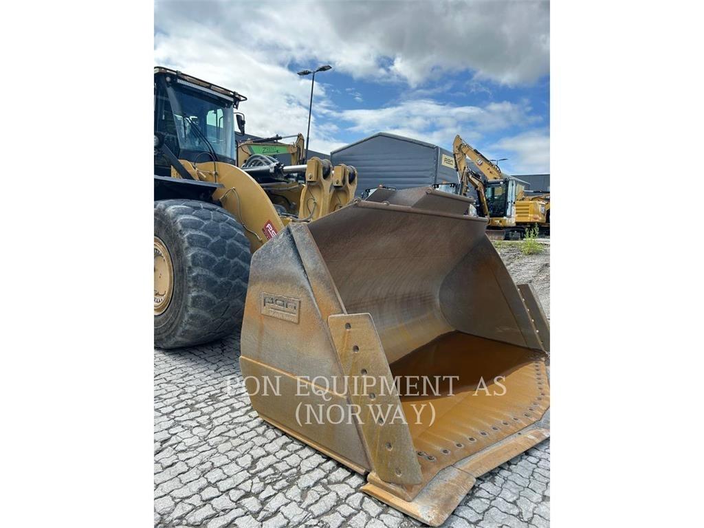 CAT 982-14 Incarcator pe pneuri