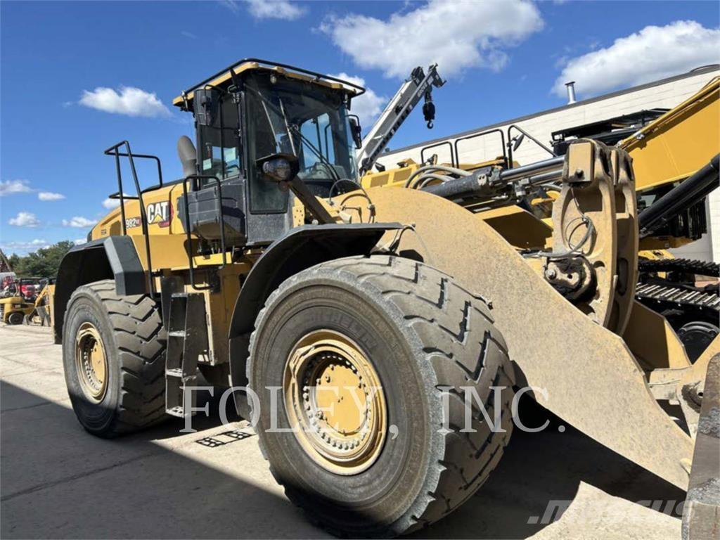 CAT 982-14XE Incarcator pe pneuri