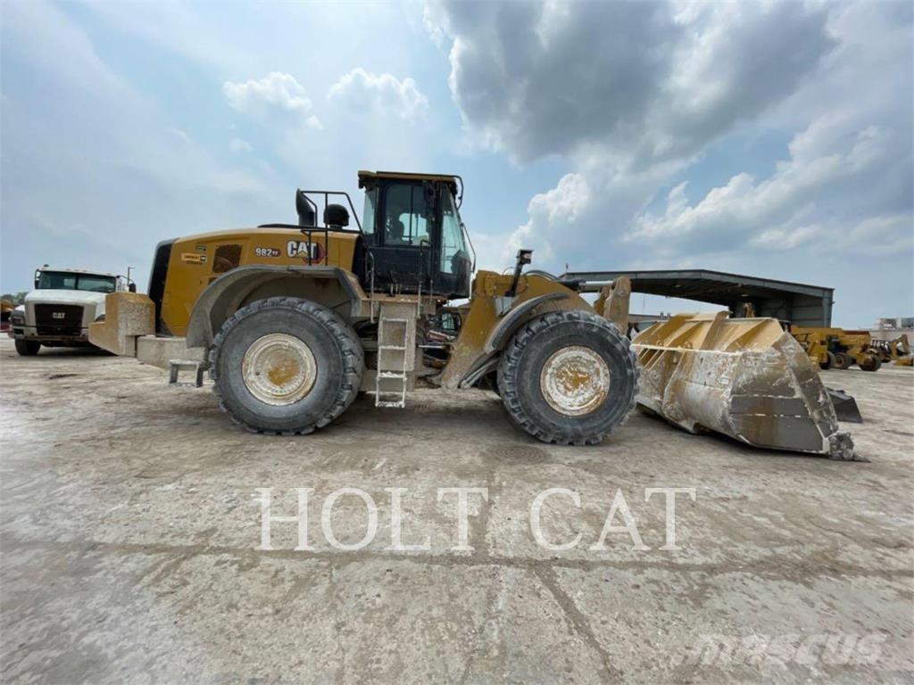 CAT 982 XE Incarcator pe pneuri