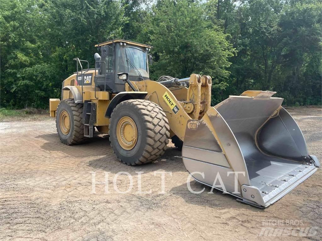 CAT 982M Incarcator pe pneuri