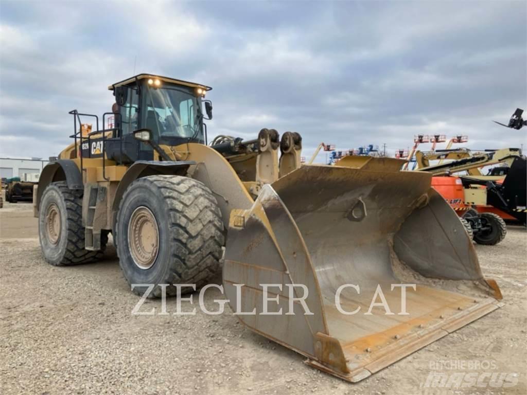 CAT 982M Incarcator pe pneuri