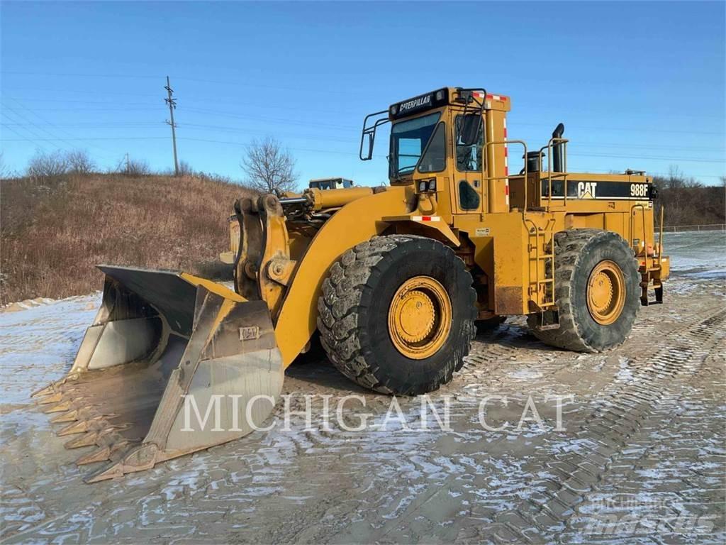 CAT 988F Incarcator pe pneuri