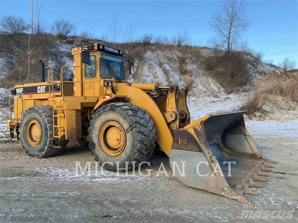 CAT 988F Incarcator pe pneuri