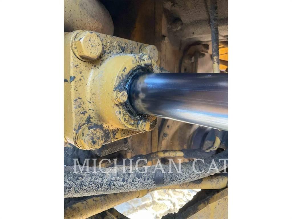 CAT 988F Incarcator pe pneuri