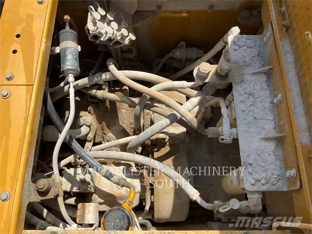 CAT 988H Incarcator pe pneuri