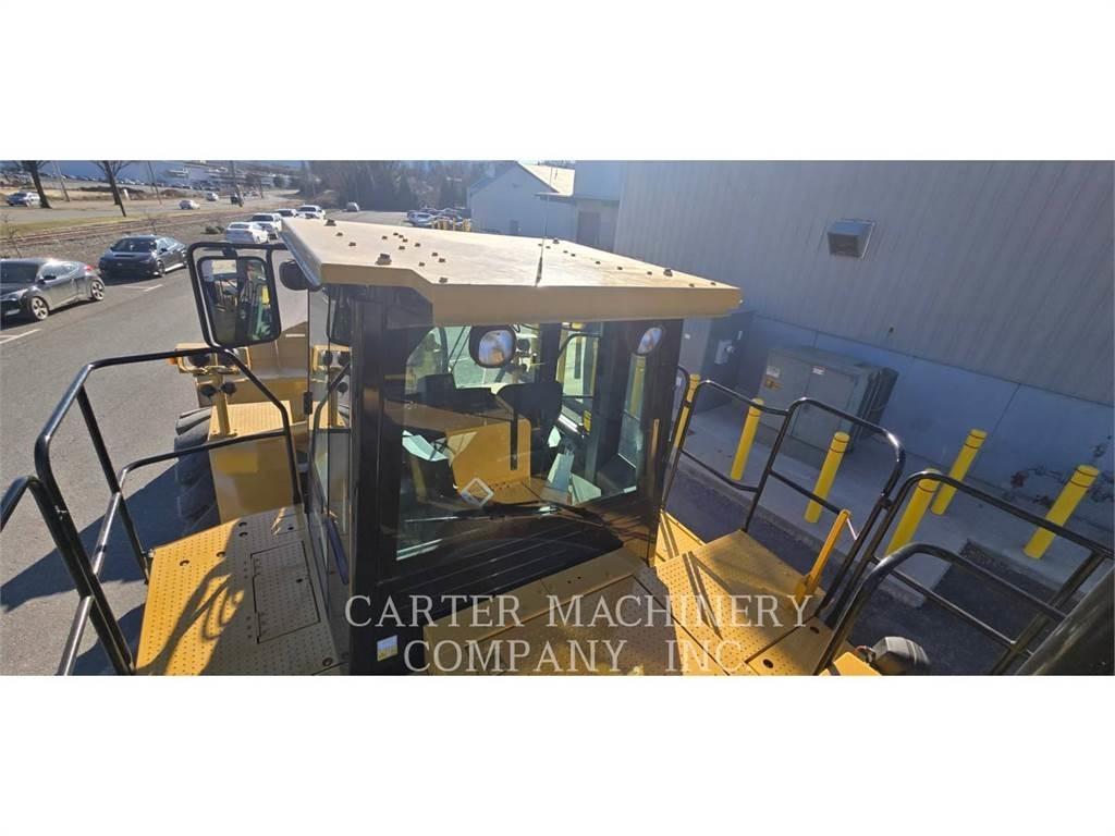 CAT 988H RBLD Incarcator pe pneuri