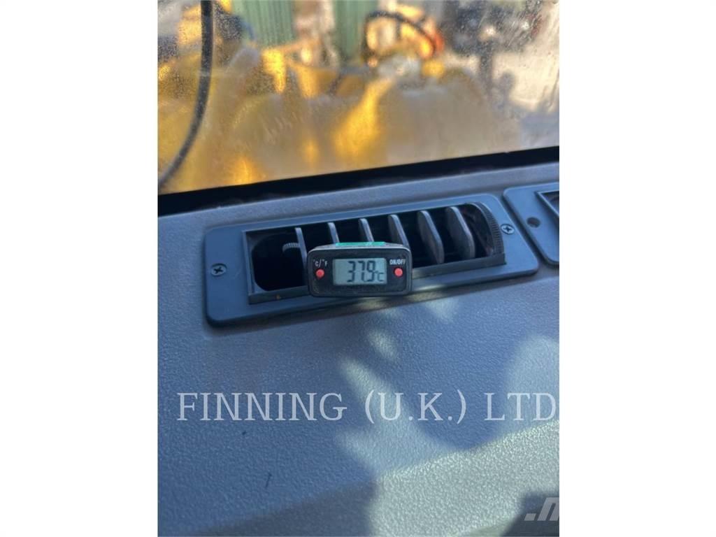 CAT 988K Incarcator pe pneuri