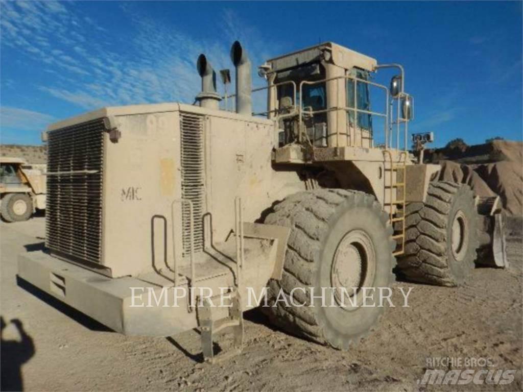 CAT 990 Incarcator pe pneuri