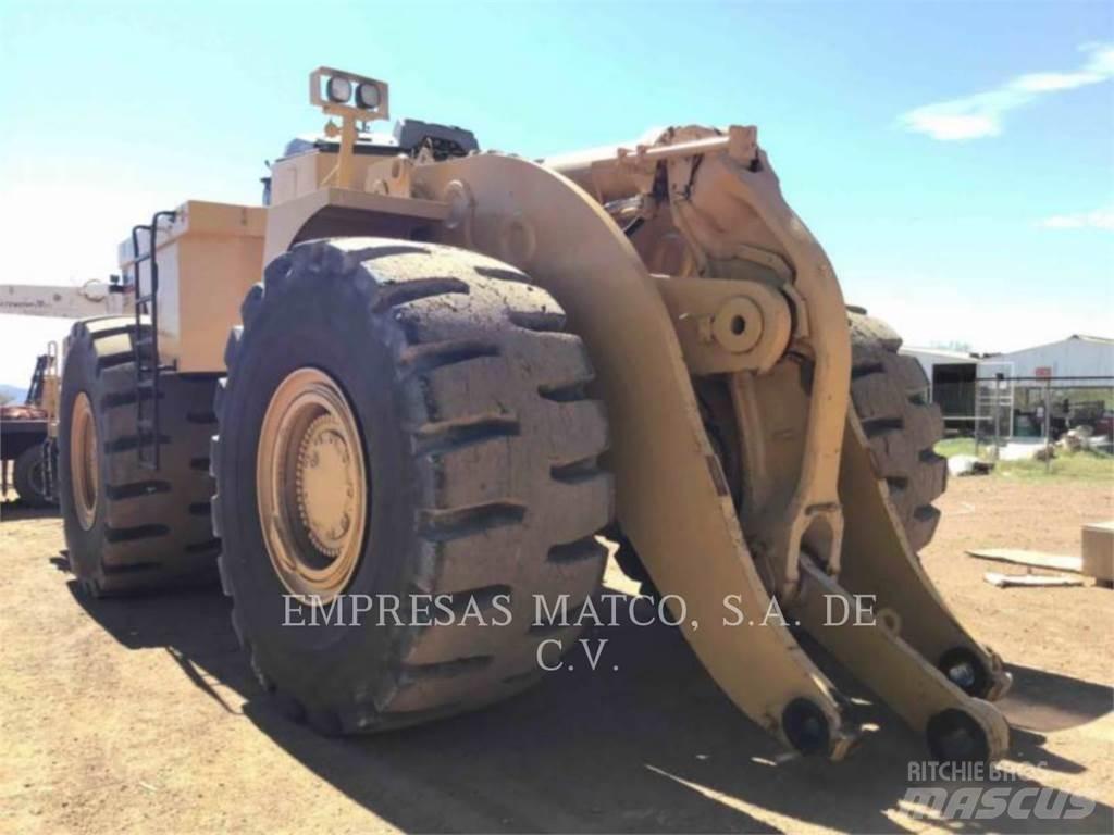 CAT 990 Incarcator pe pneuri