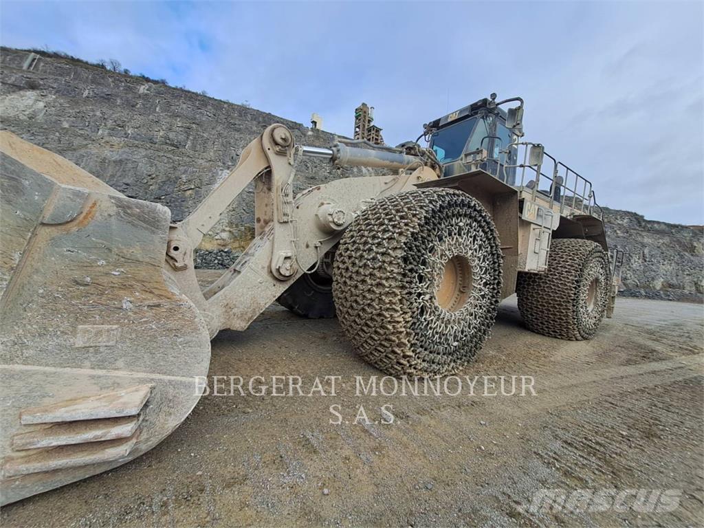 CAT 992K Incarcator pe pneuri