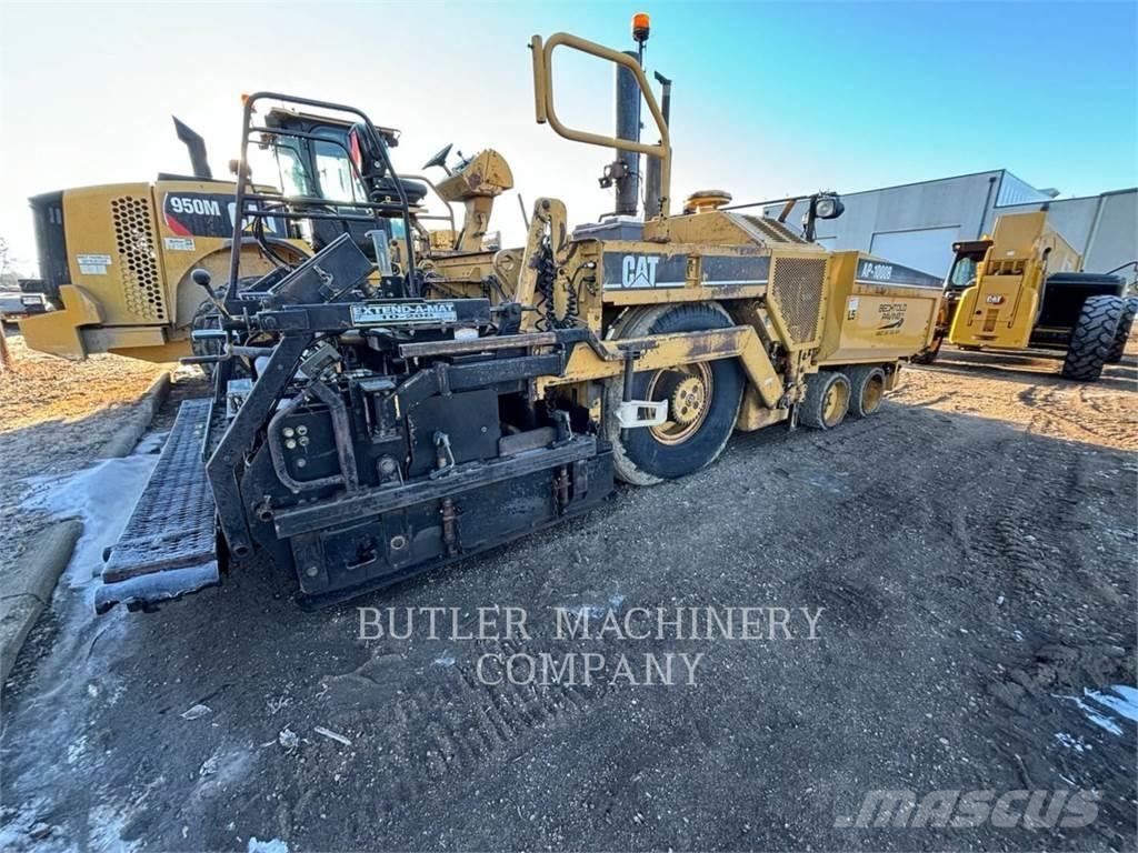 CAT AP-1000B Pavatoare asfalt