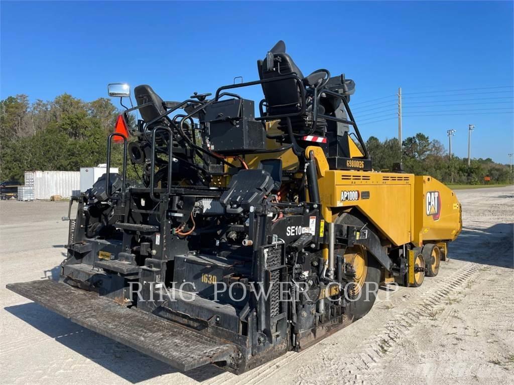 CAT AP1000 Reciclatori asfalt