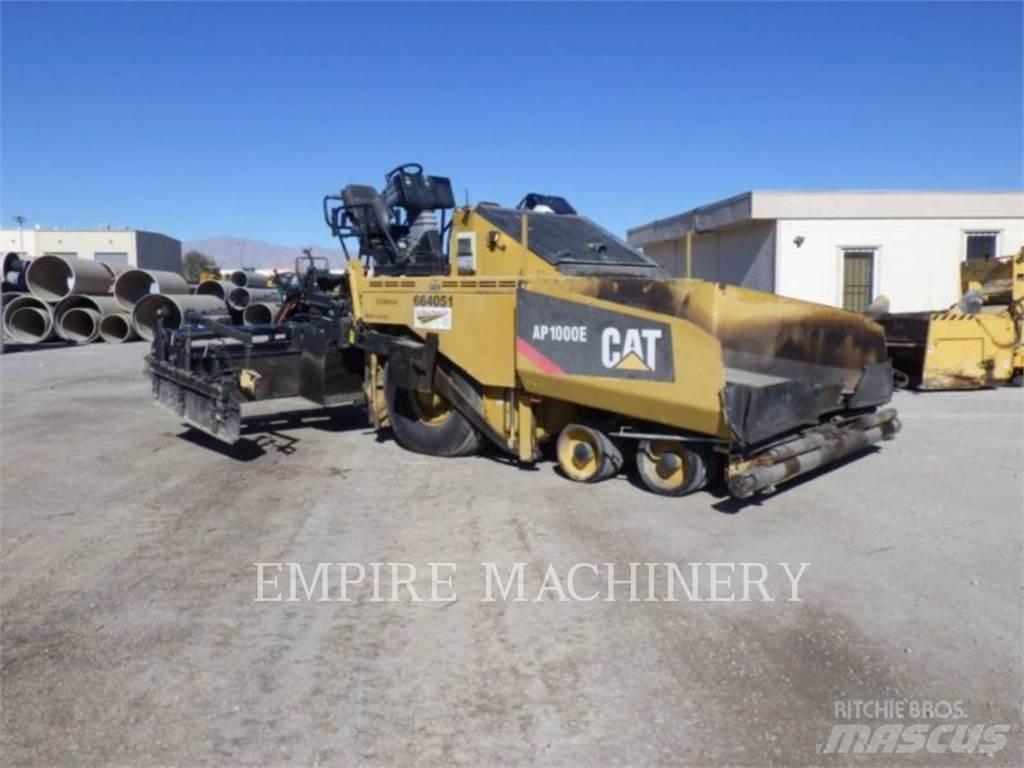 CAT AP1000E Pavatoare asfalt