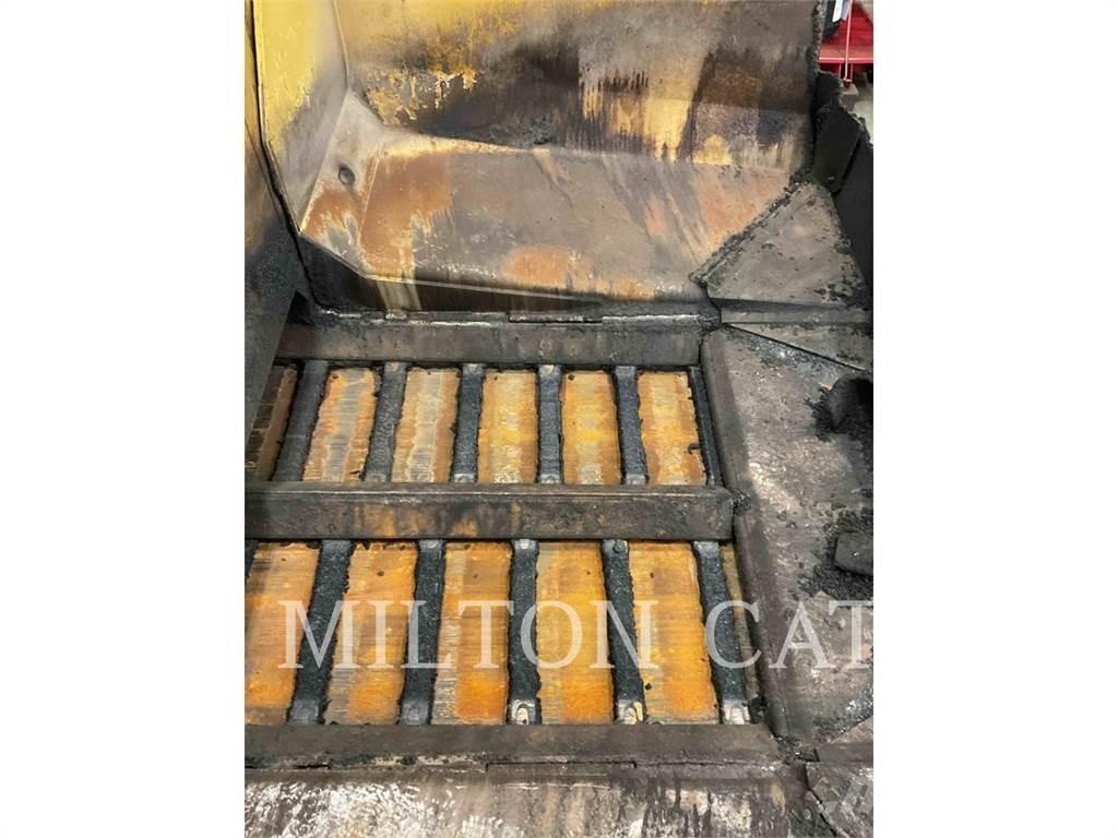 CAT AP1000E Pavatoare asfalt