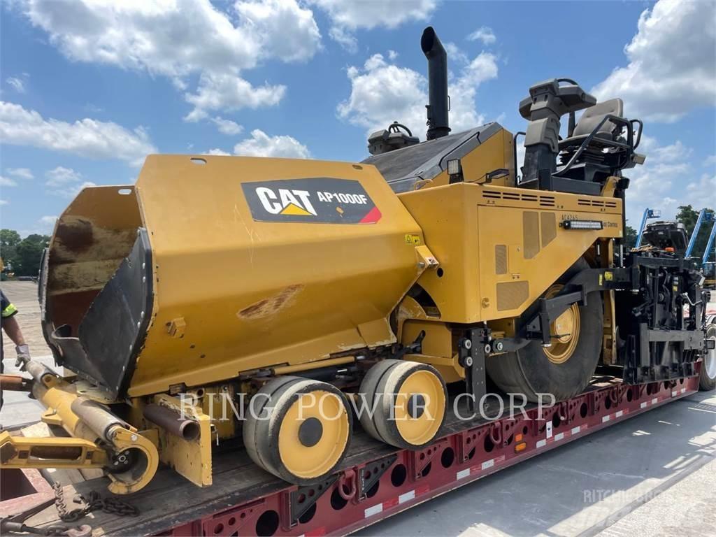 CAT AP1000F Reciclatori asfalt