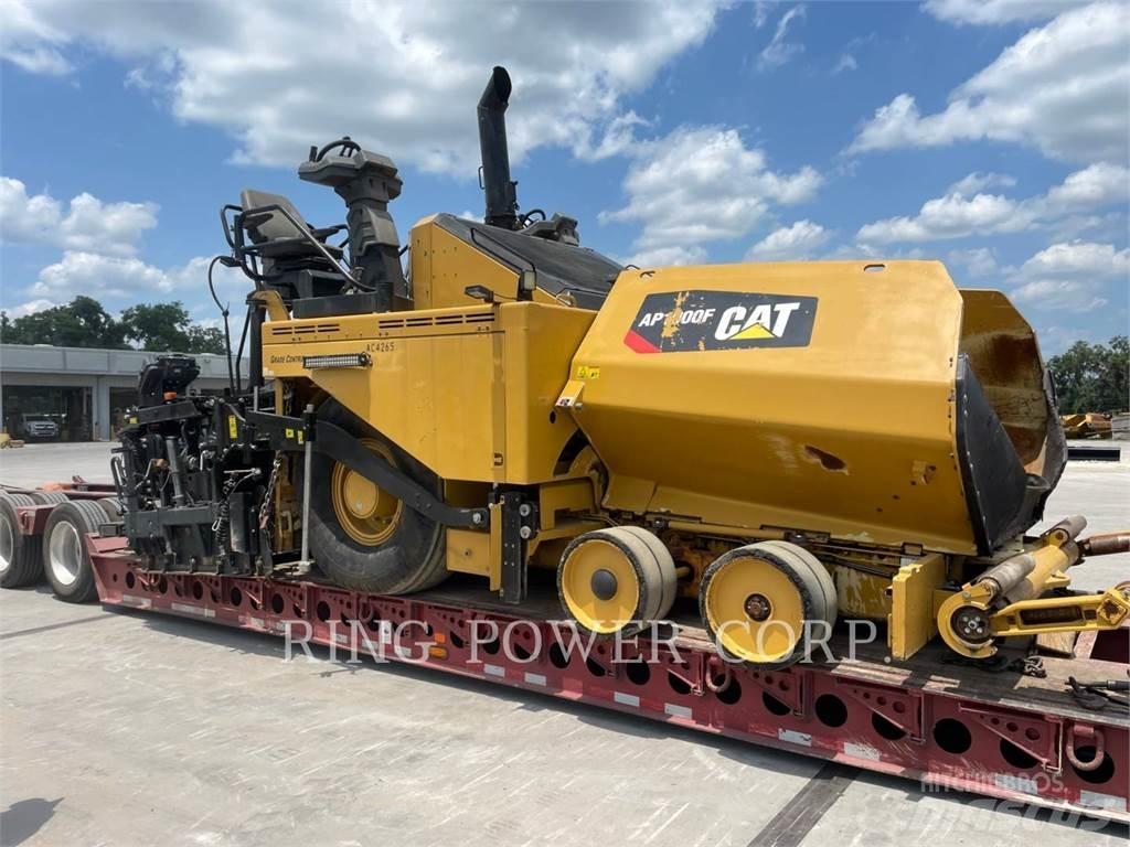 CAT AP1000F Reciclatori asfalt